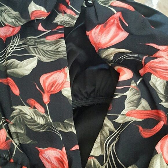 Style Rack Women's Fit & Flare Dress Flower Print Size Medium Halter Neck - Picture 3 of 7